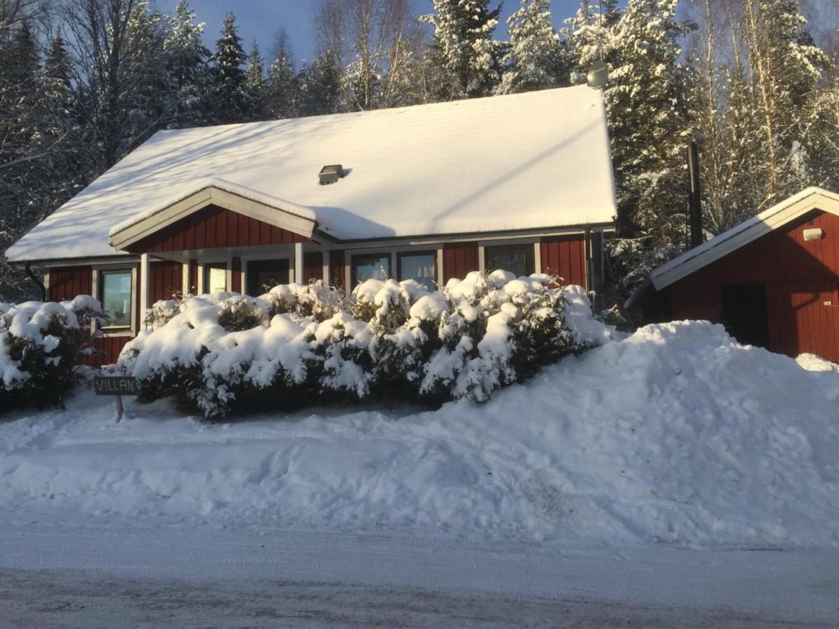 Romme Stugby Hotel Borlänge Buitenkant foto