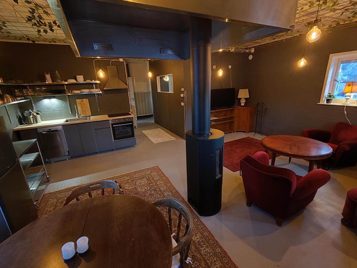 Romme Stugby Hotel Borlänge Buitenkant foto