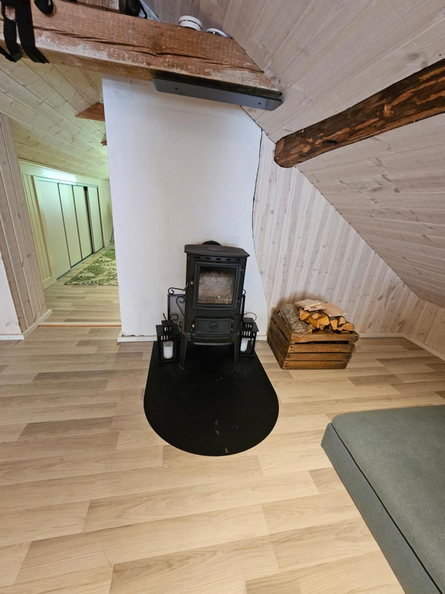 Romme Stugby Hotel Borlänge Buitenkant foto