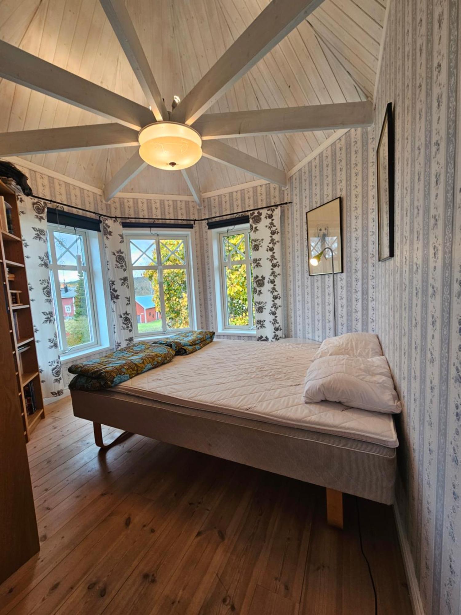 Romme Stugby Hotel Borlänge Buitenkant foto