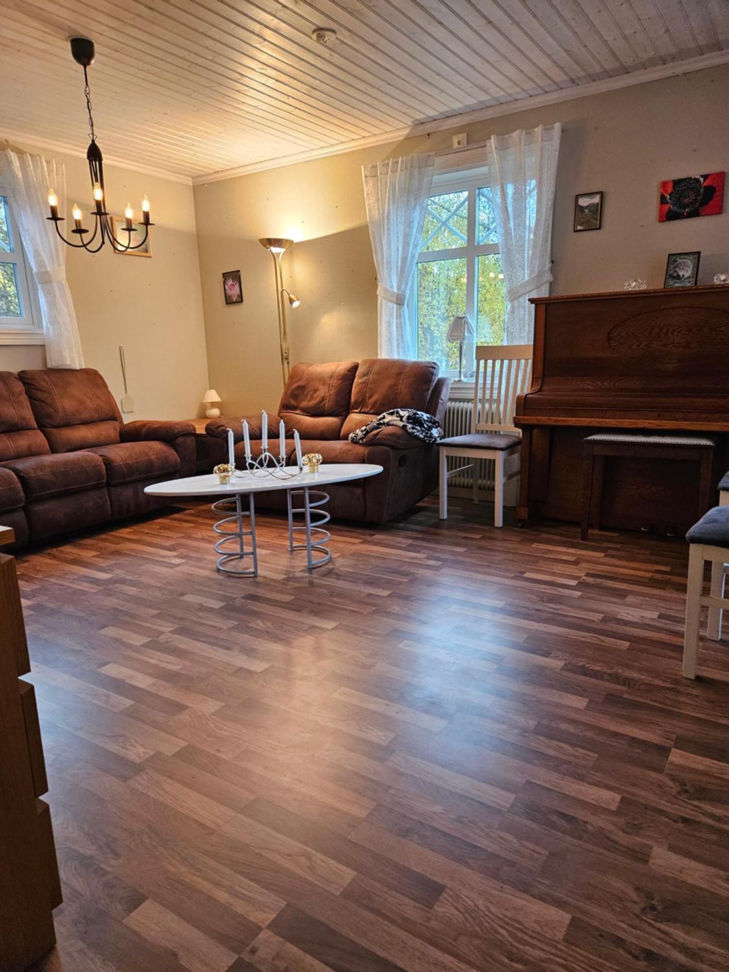 Romme Stugby Hotel Borlänge Buitenkant foto