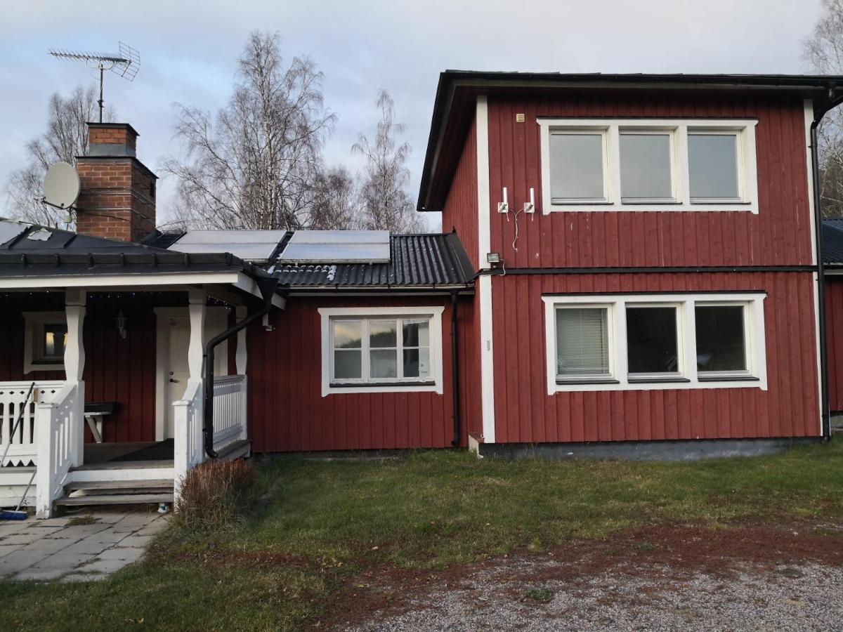 Romme Stugby Hotel Borlänge Buitenkant foto