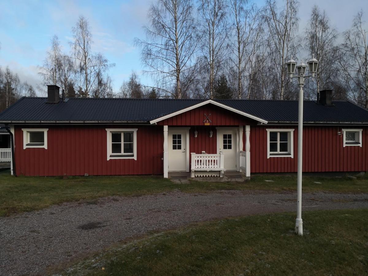 Romme Stugby Hotel Borlänge Buitenkant foto