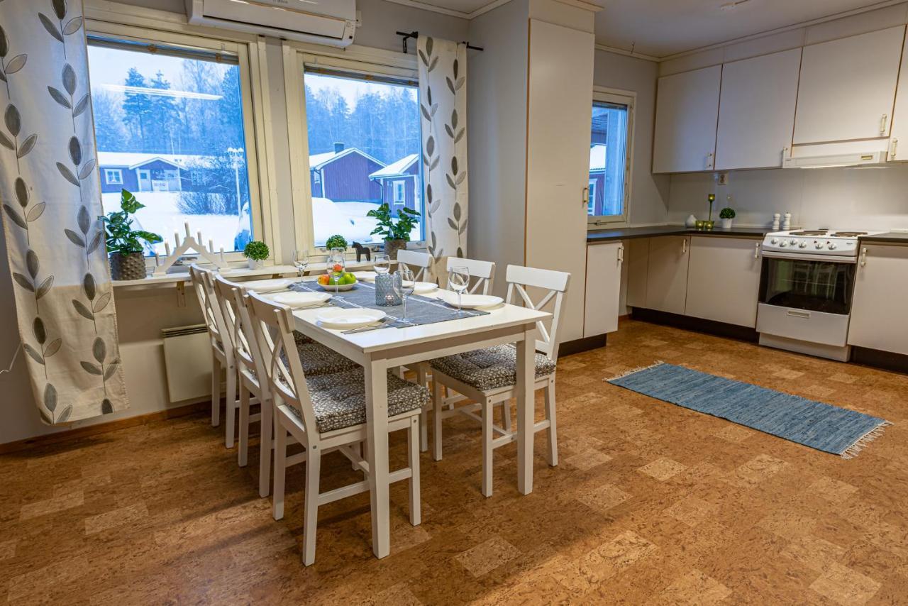 Romme Stugby Hotel Borlänge Buitenkant foto