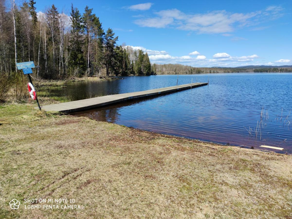Romme Stugby Hotel Borlänge Buitenkant foto